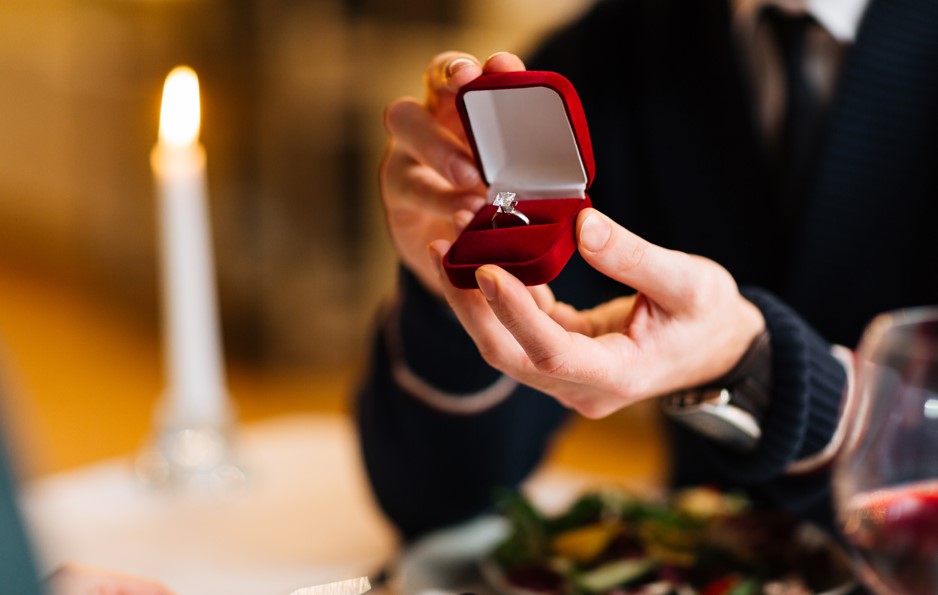 engagement ring